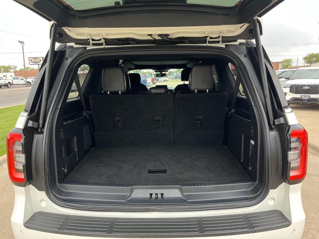 used 2022 Ford Expedition Max car, priced at $48,500