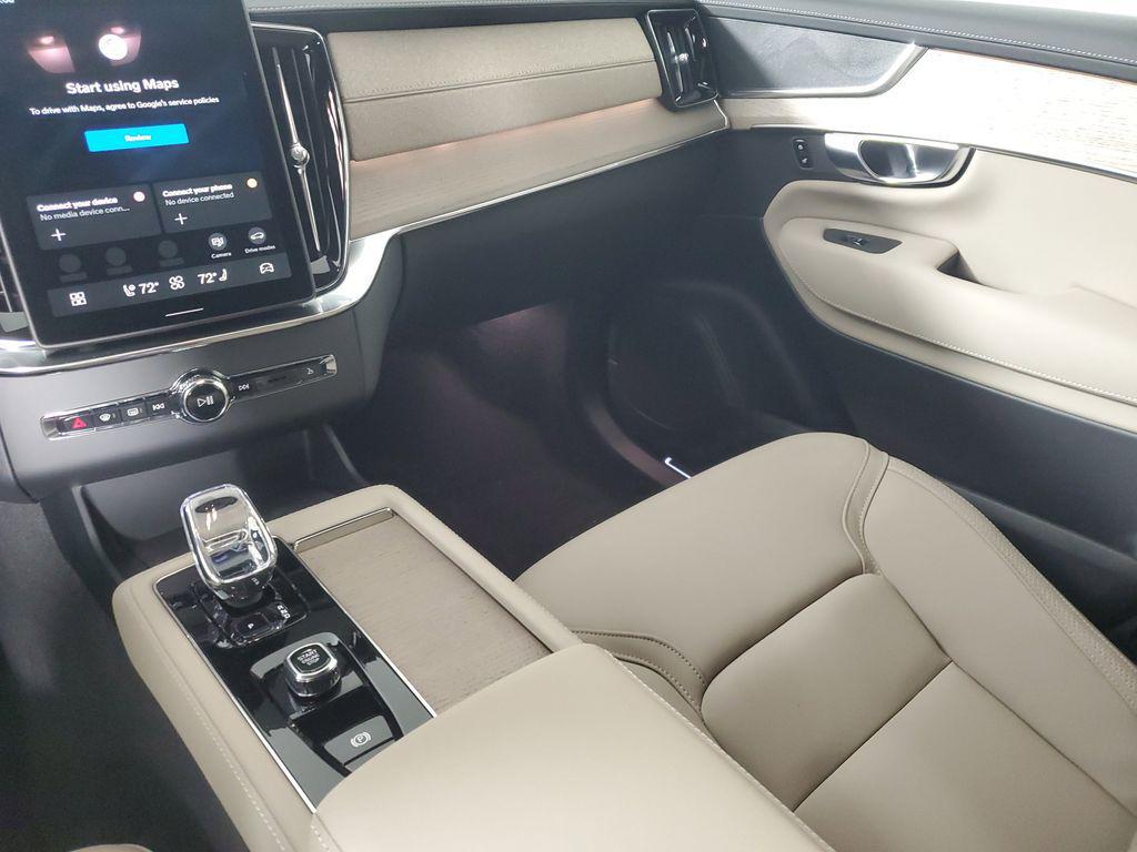 new 2026 Volvo XC90 car, priced at $70,995