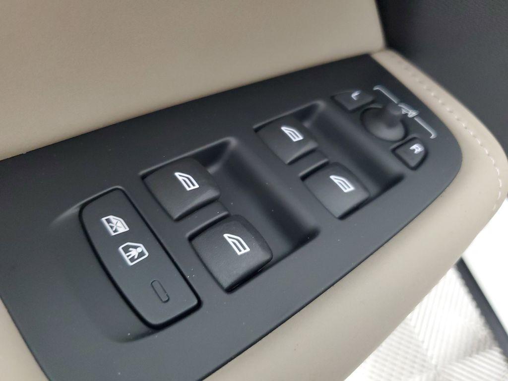 new 2026 Volvo XC60 car, priced at $59,284