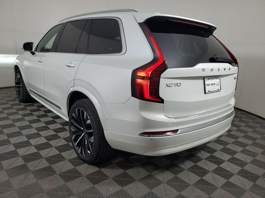 new 2026 Volvo XC90 Plug-In Hybrid car, priced at $90,529