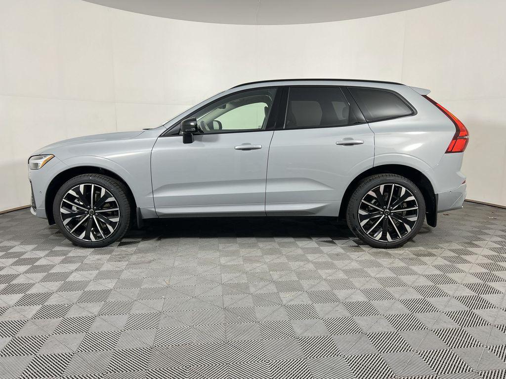 new 2026 Volvo XC60 car, priced at $65,560