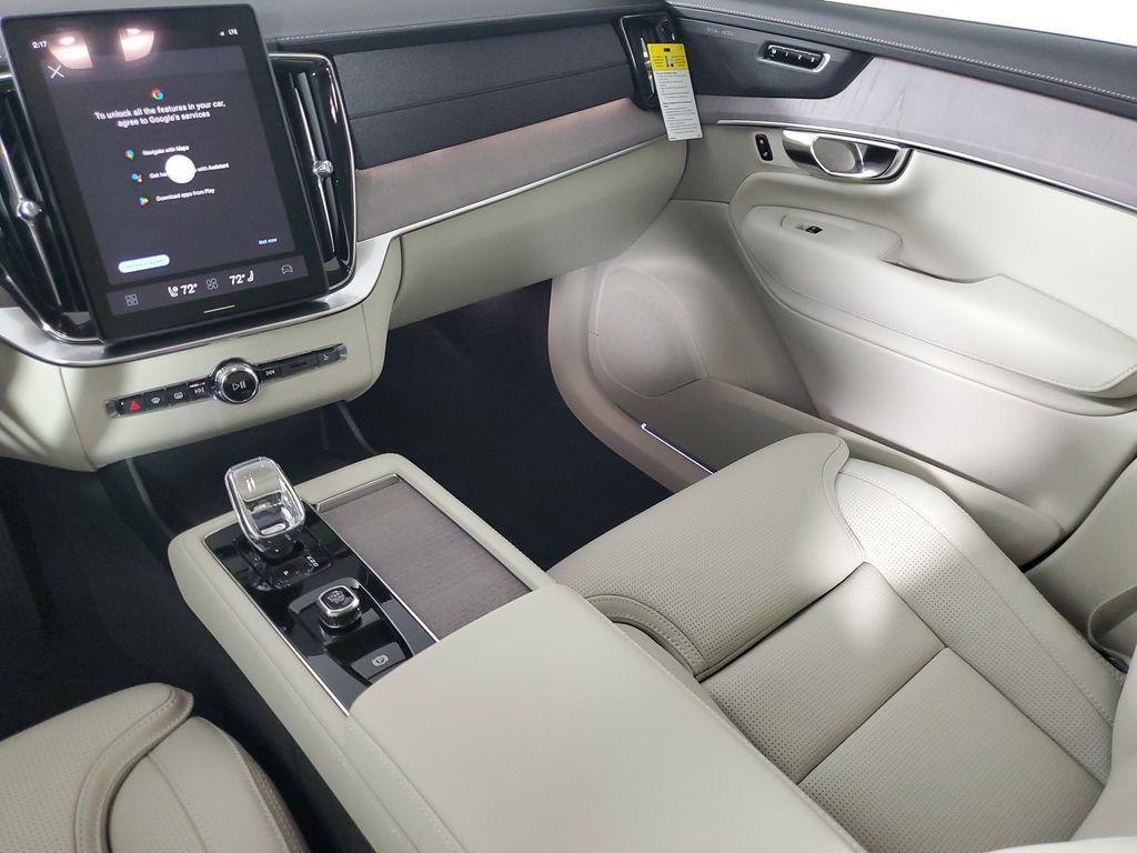 new 2026 Volvo XC90 car, priced at $79,239