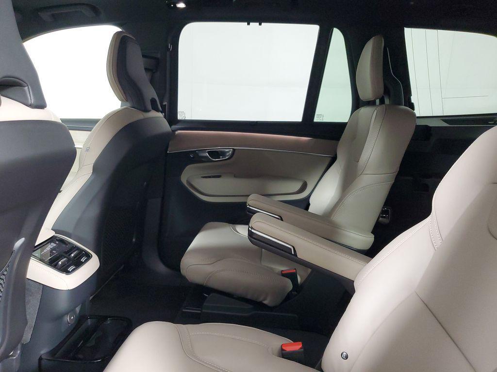 new 2026 Volvo XC90 car, priced at $78,889