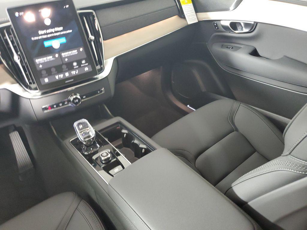 new 2026 Volvo XC90 car, priced at $73,364
