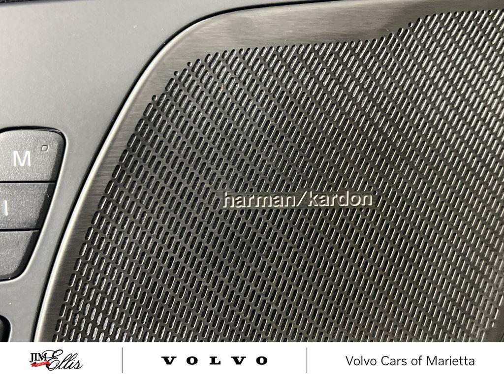 new 2026 Volvo XC60 car, priced at $63,135