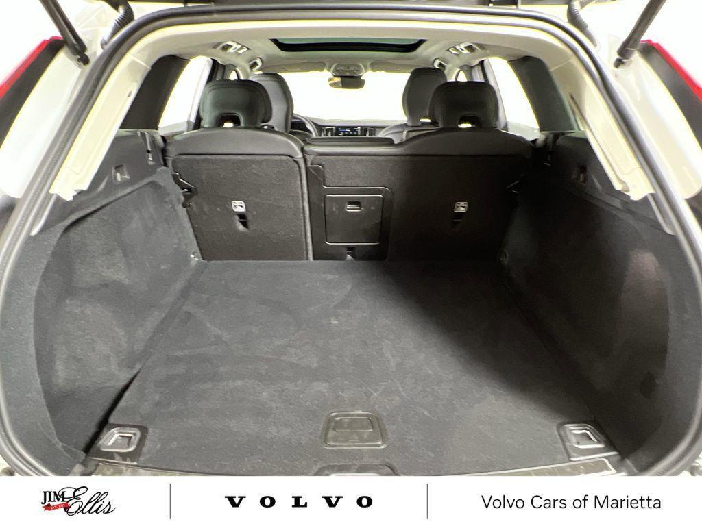 used 2025 Volvo XC60 car, priced at $37,301