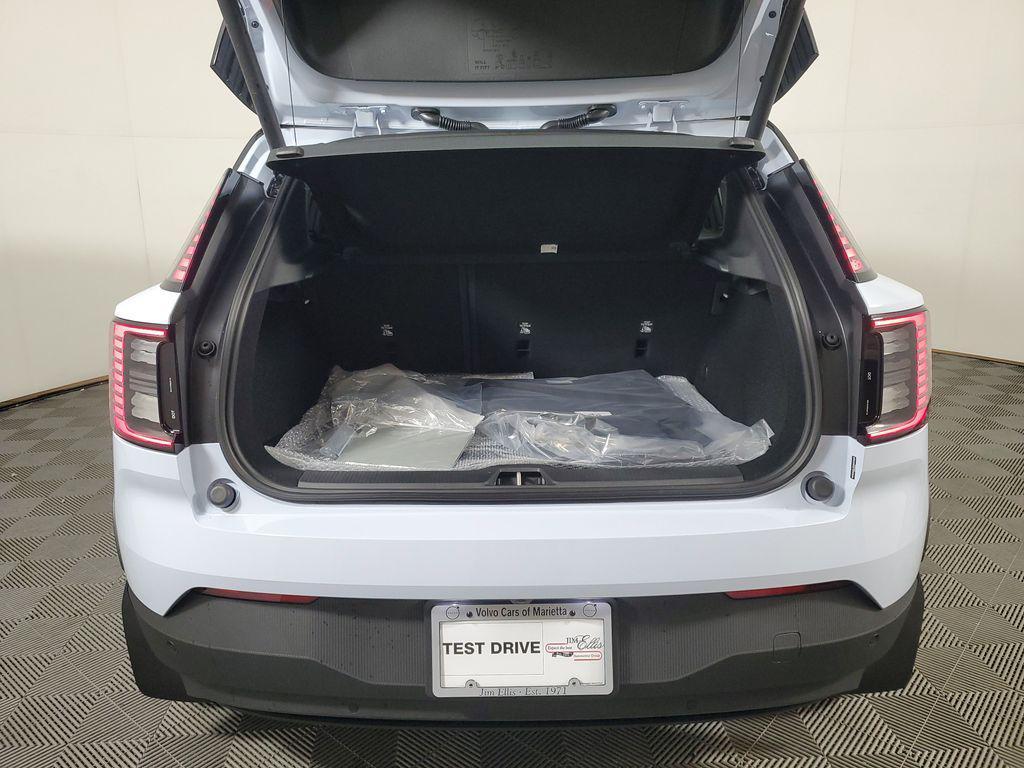 new 2026 Volvo EX30 car