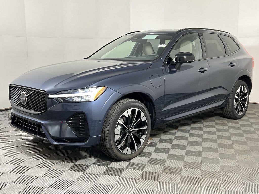new 2026 Volvo XC60 Plug-In Hybrid car, priced at $70,084