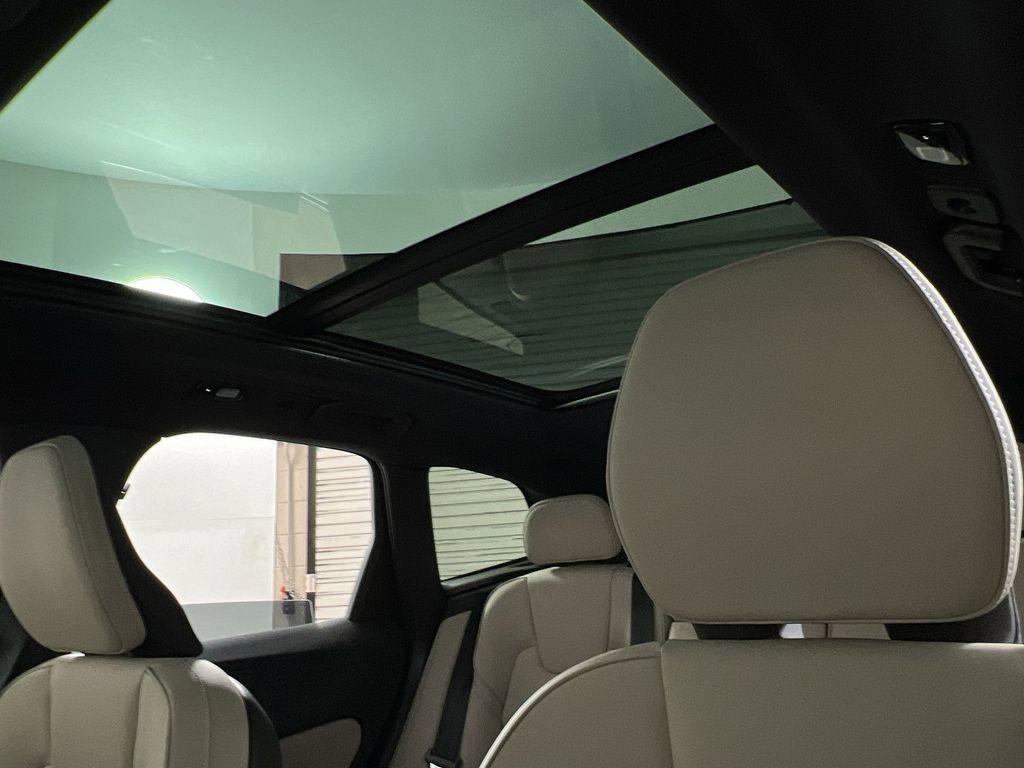 new 2026 Volvo XC60 Plug-In Hybrid car, priced at $70,084