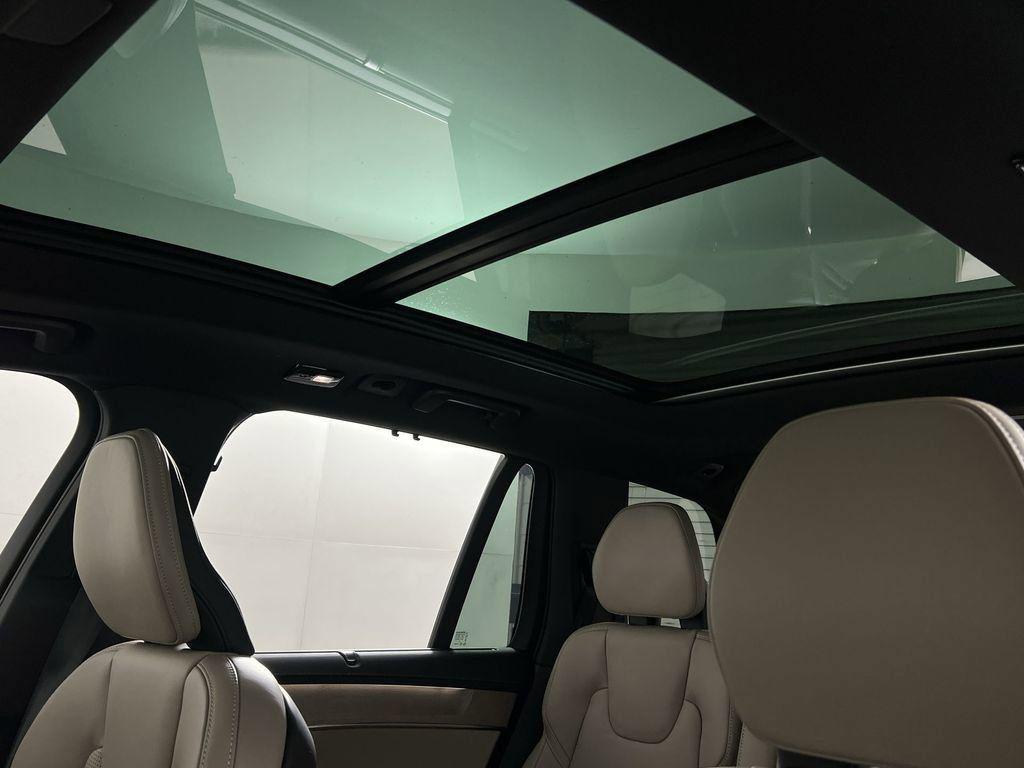 new 2026 Volvo XC90 car, priced at $78,510