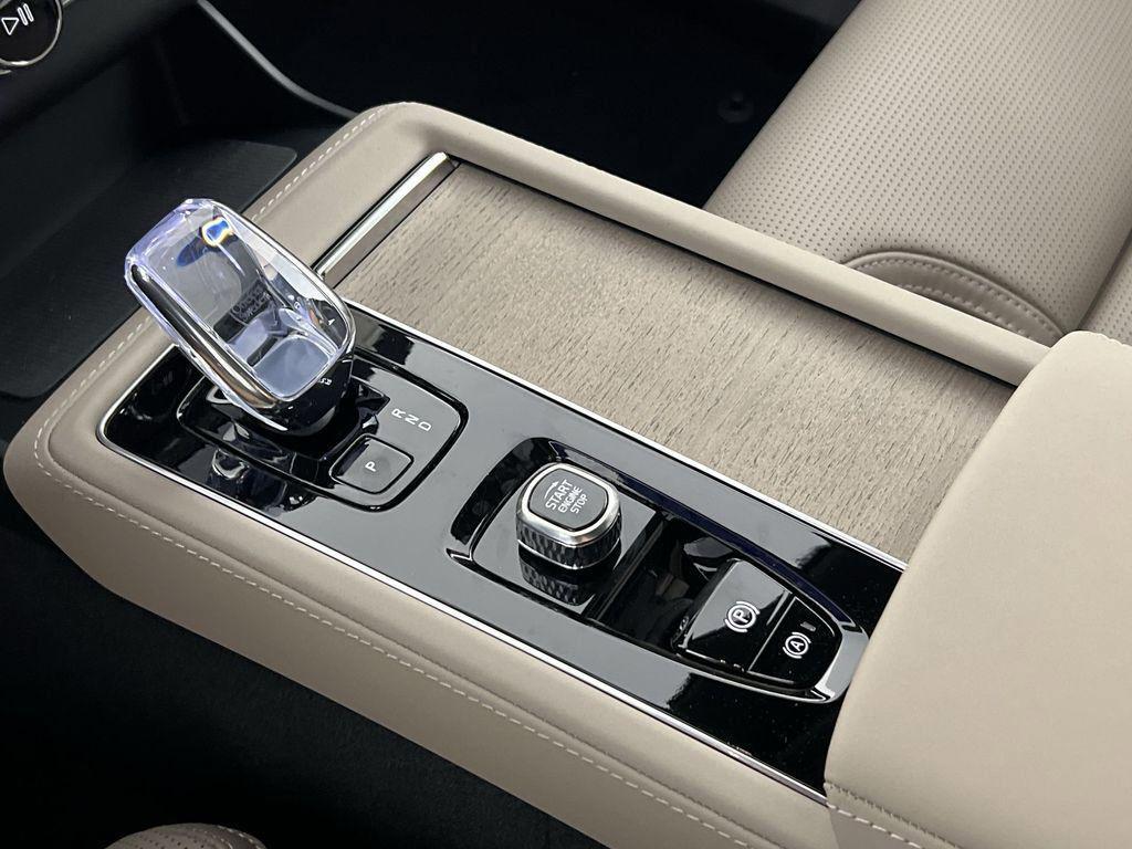 new 2026 Volvo XC90 car, priced at $78,510