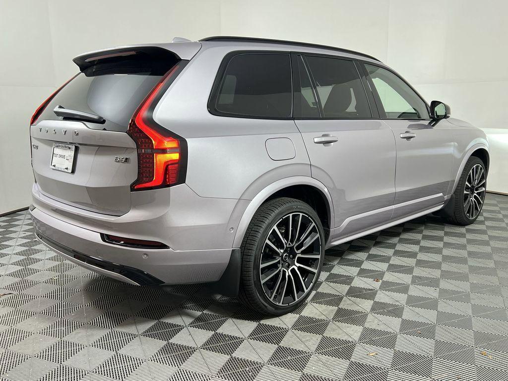 new 2026 Volvo XC90 car, priced at $78,510