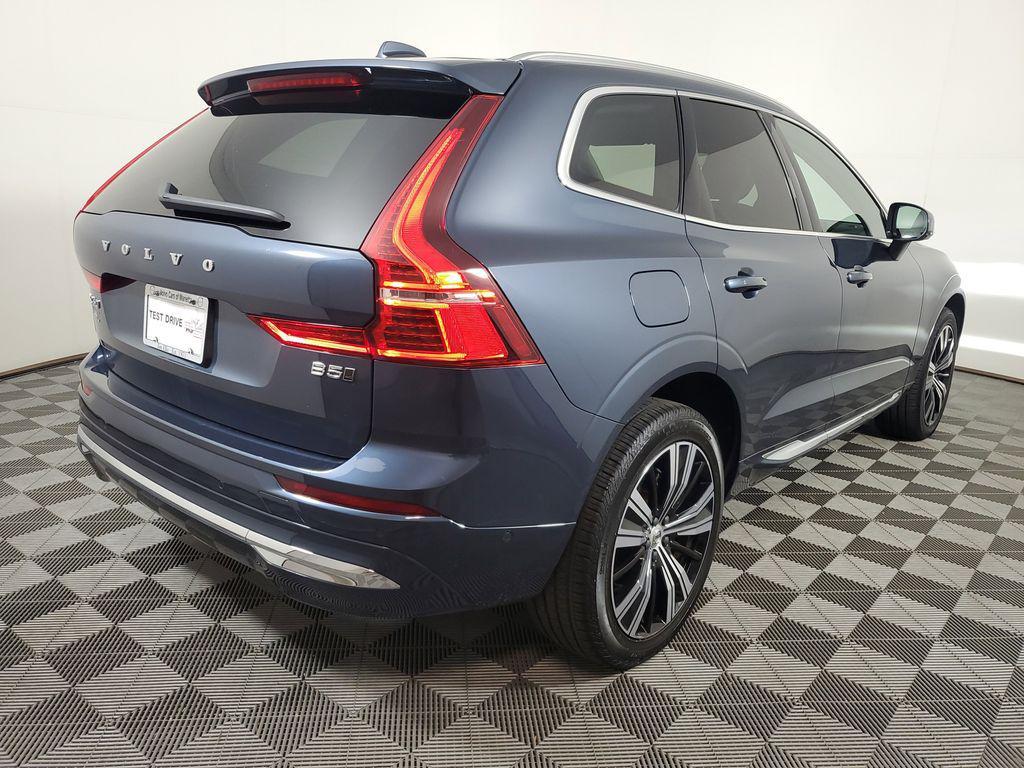 used 2023 Volvo XC60 car, priced at $38,994