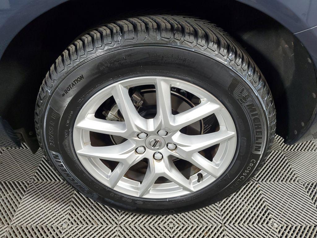 used 2019 Volvo XC60 car, priced at $24,546