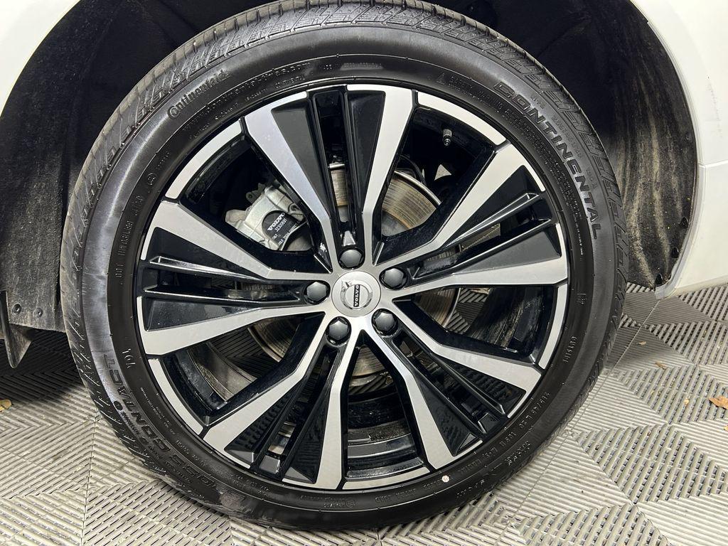 used 2025 Volvo XC60 car, priced at $36,998