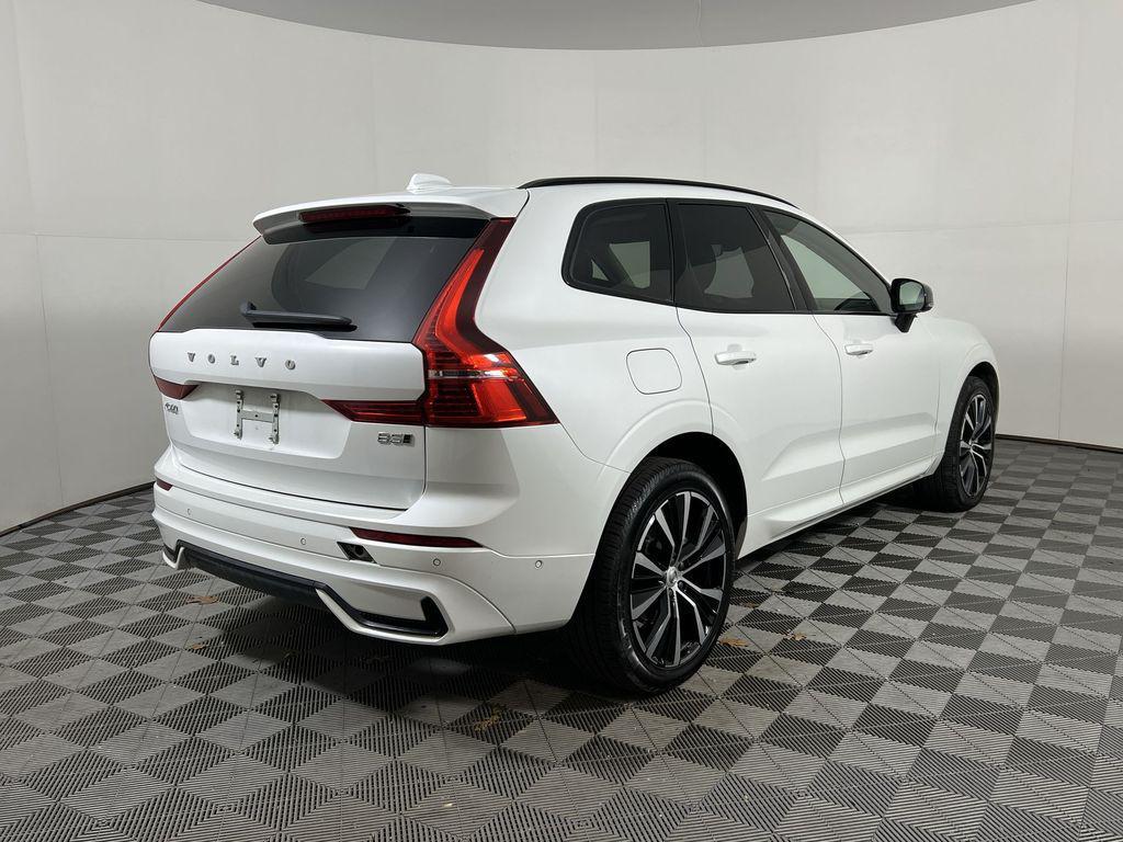 used 2025 Volvo XC60 car, priced at $36,998