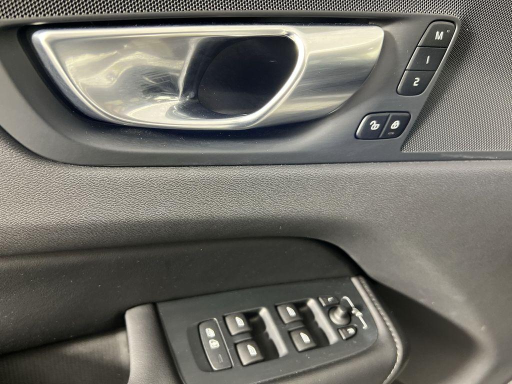 used 2025 Volvo XC60 car, priced at $36,998