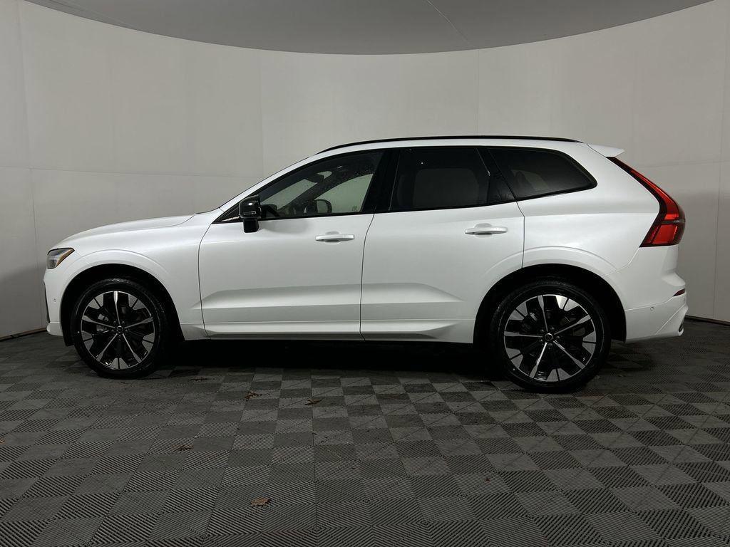 new 2026 Volvo XC60 car, priced at $58,784