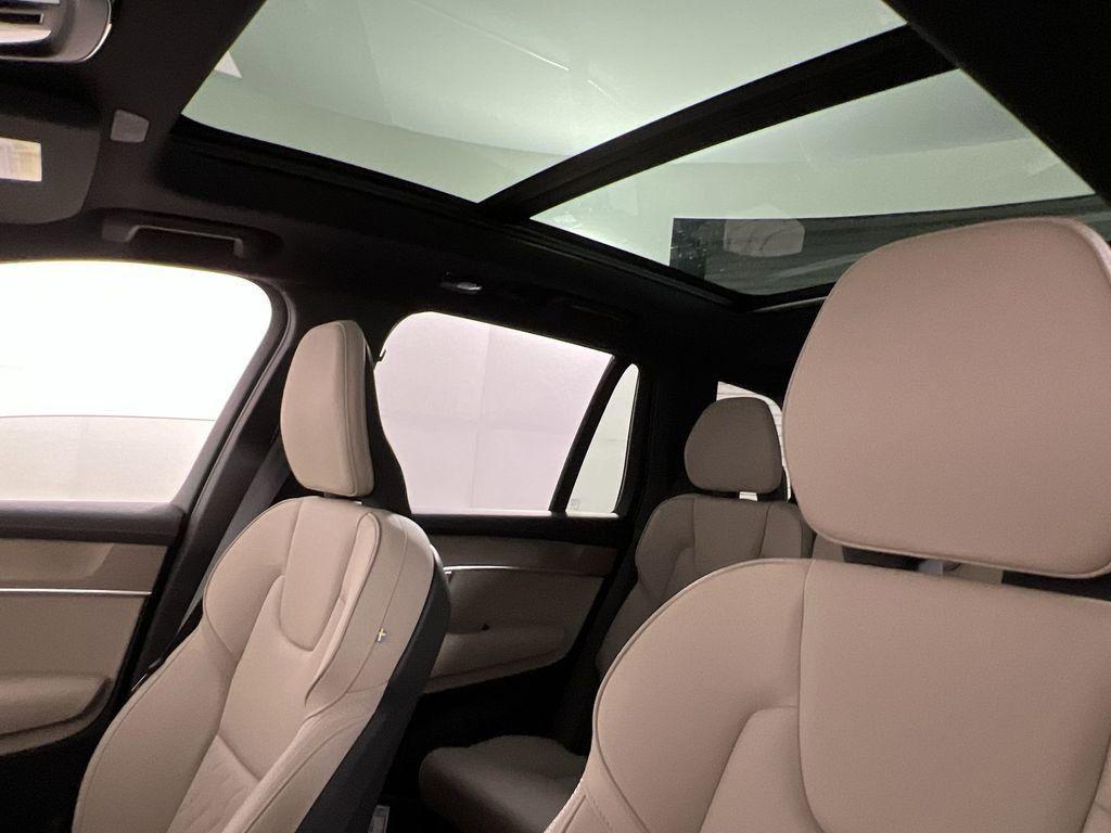 new 2026 Volvo XC90 car, priced at $72,744