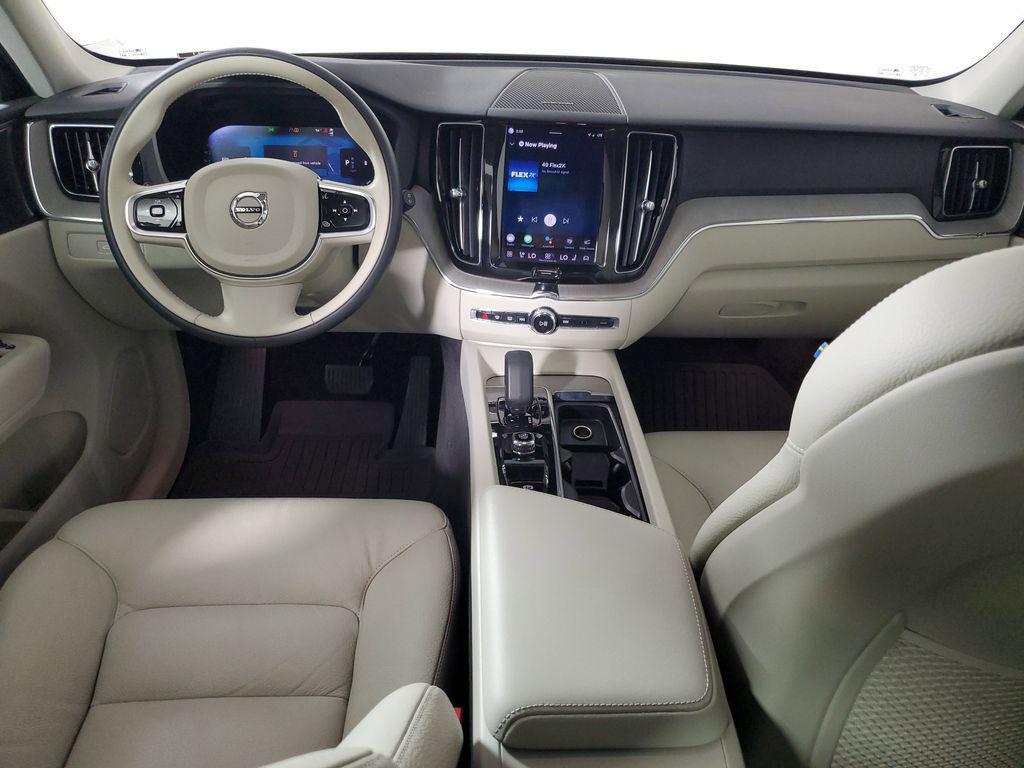 used 2023 Volvo XC60 car, priced at $35,532