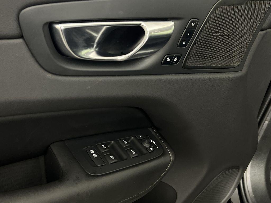 used 2021 Volvo XC60 car, priced at $26,752