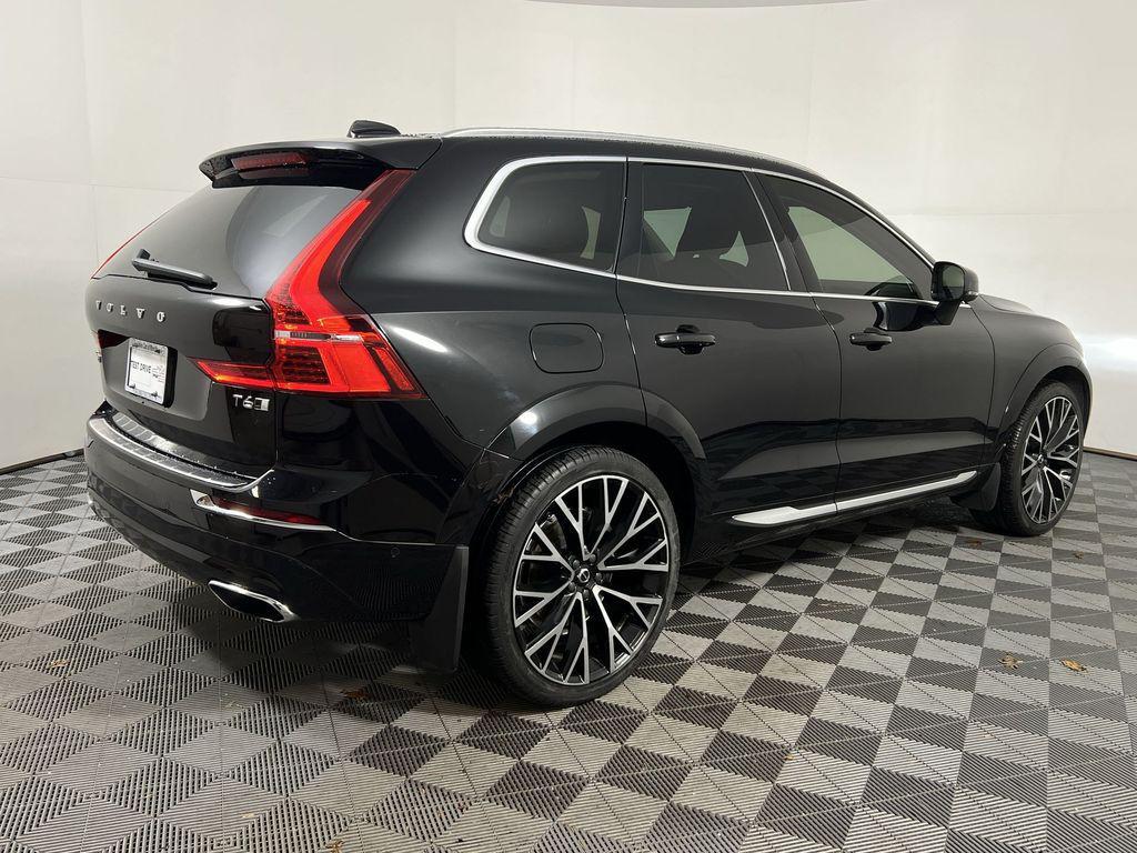 used 2021 Volvo XC60 car, priced at $26,752