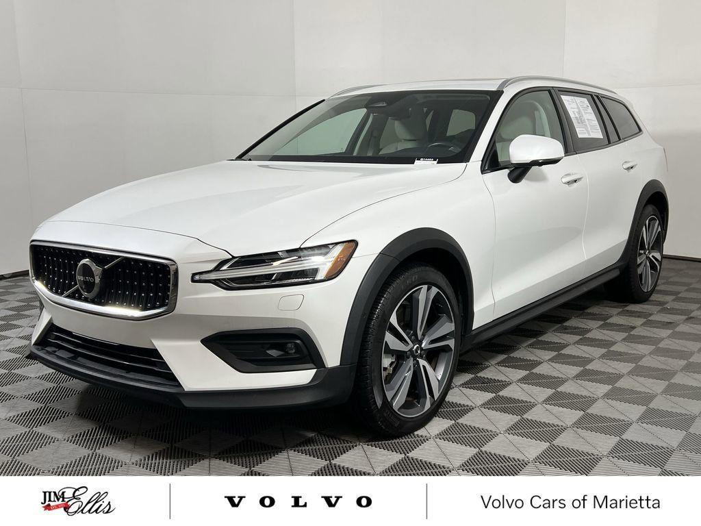 used 2025 Volvo V60 Cross Country car, priced at $37,976