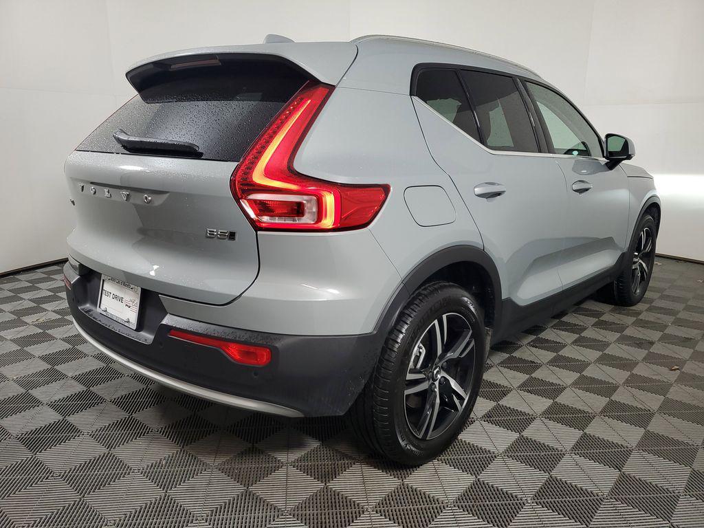 used 2025 Volvo XC40 car, priced at $28,981