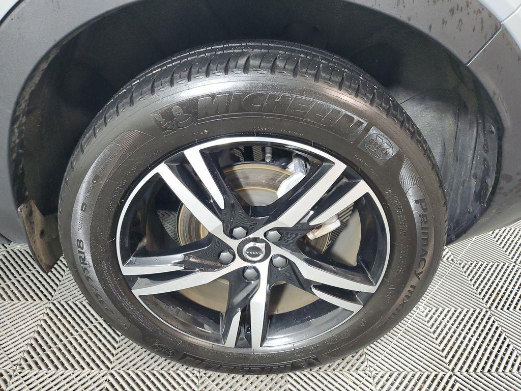 used 2025 Volvo XC40 car, priced at $28,981