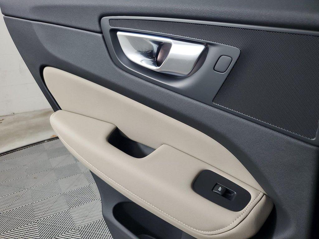 new 2027 Volvo XC60 car, priced at $57,860