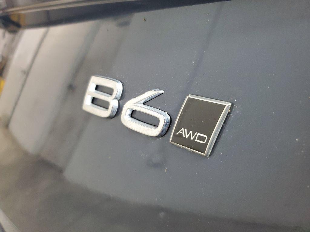 used 2023 Volvo XC90 car, priced at $42,626