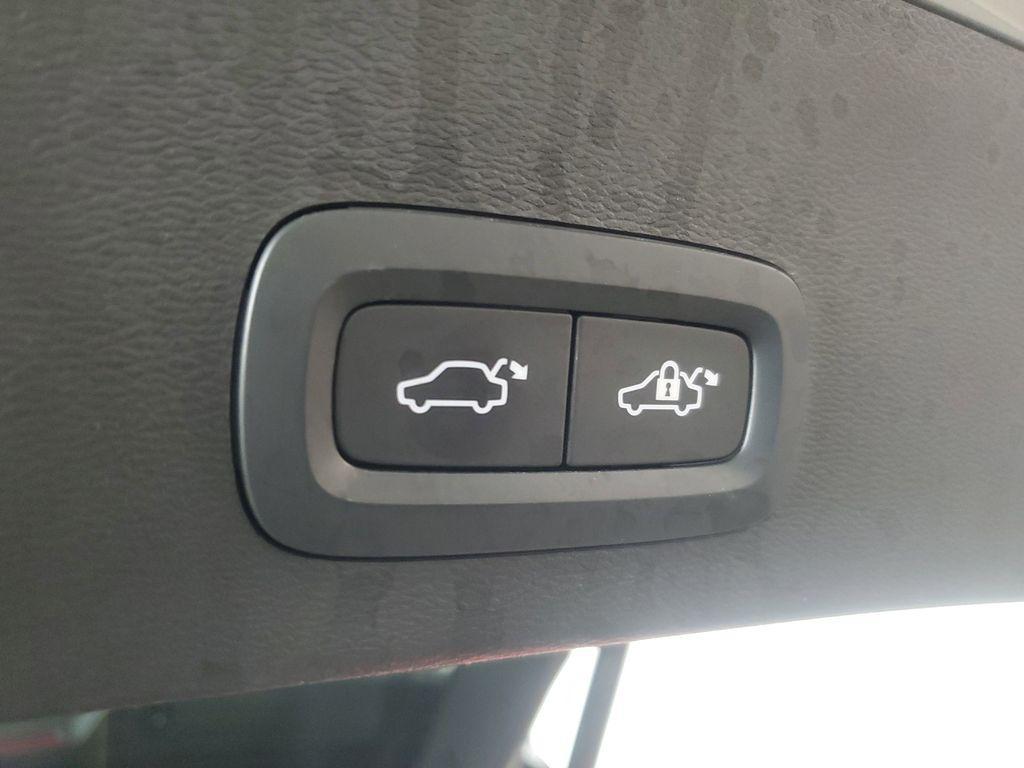 used 2025 Volvo XC40 car, priced at $30,811