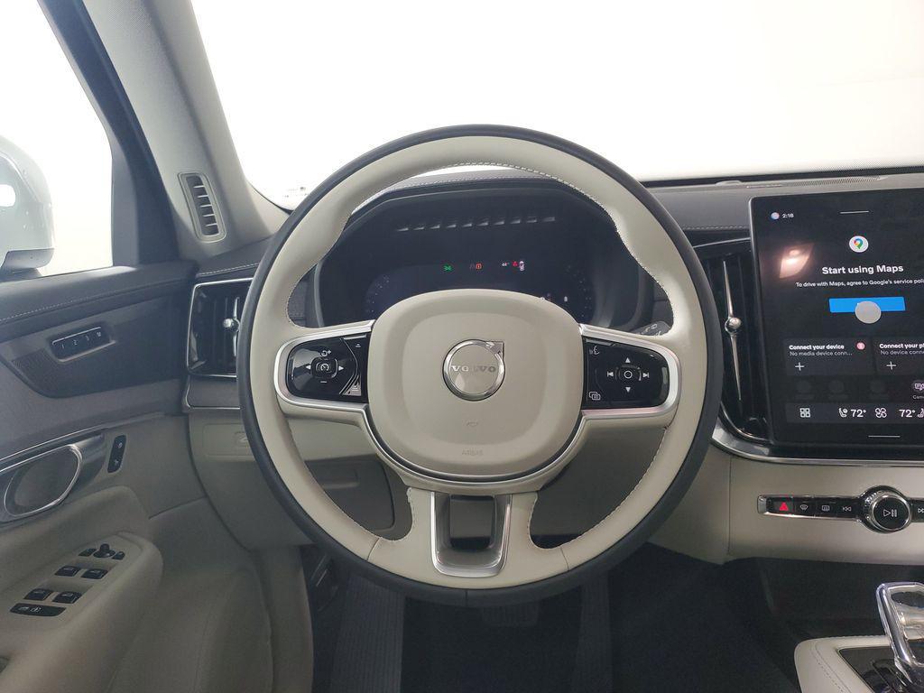 new 2026 Volvo XC90 car, priced at $76,069