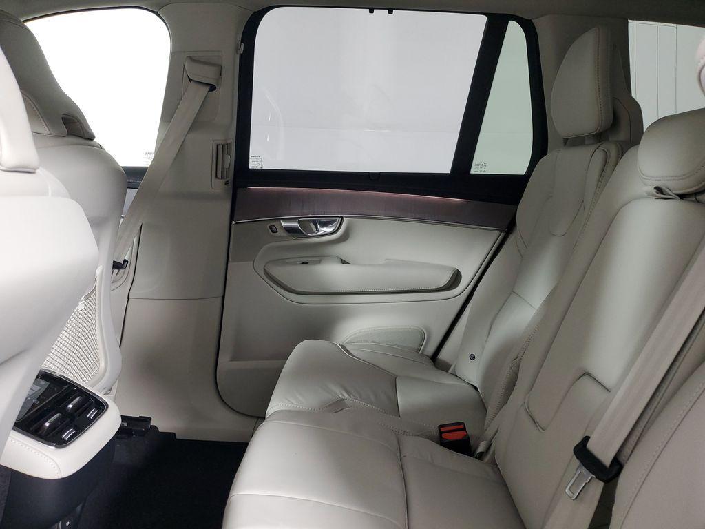 new 2026 Volvo XC90 car, priced at $76,069