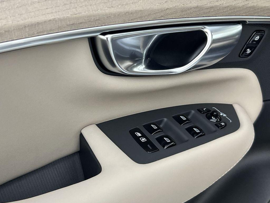 new 2026 Volvo XC90 car, priced at $72,624