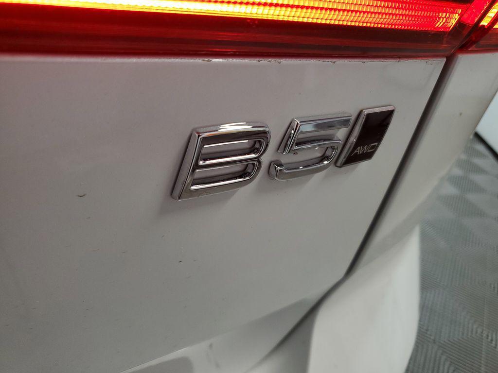 new 2026 Volvo XC60 car, priced at $58,105