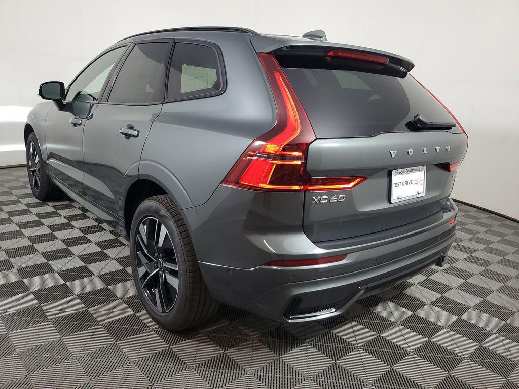 new 2026 Volvo XC60 car, priced at $58,934