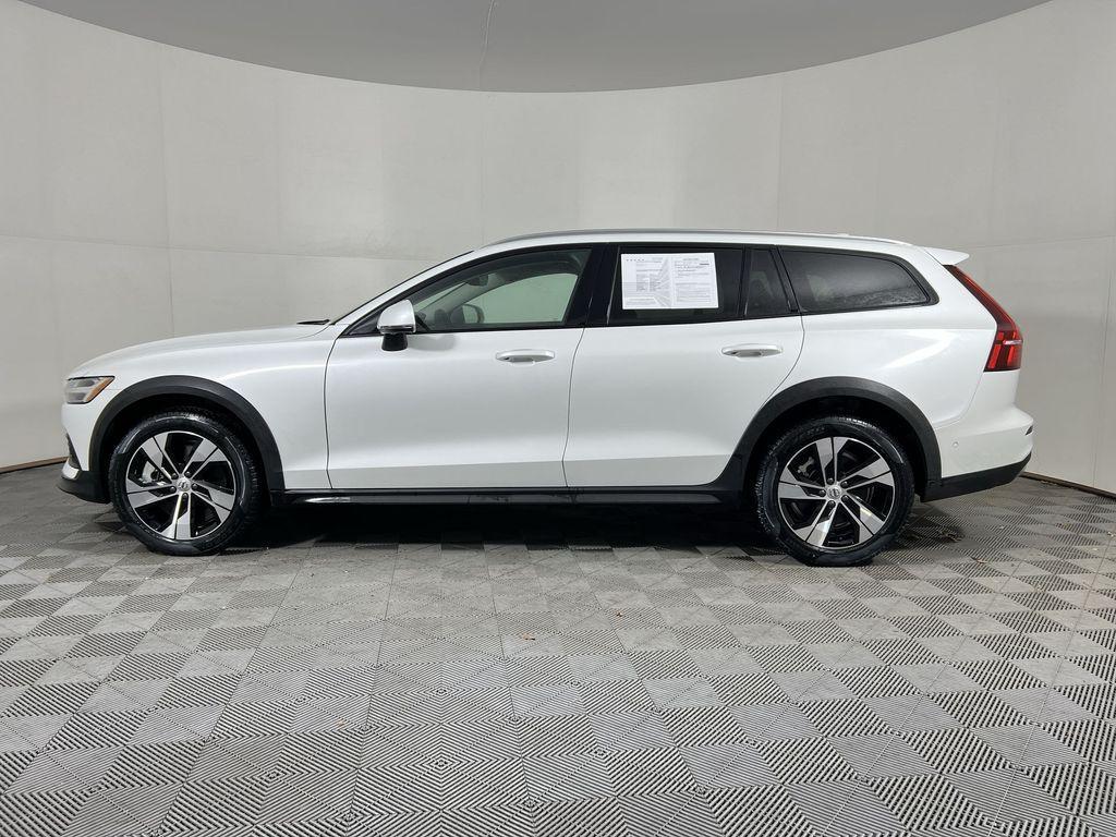 used 2025 Volvo V60 Cross Country car, priced at $41,027