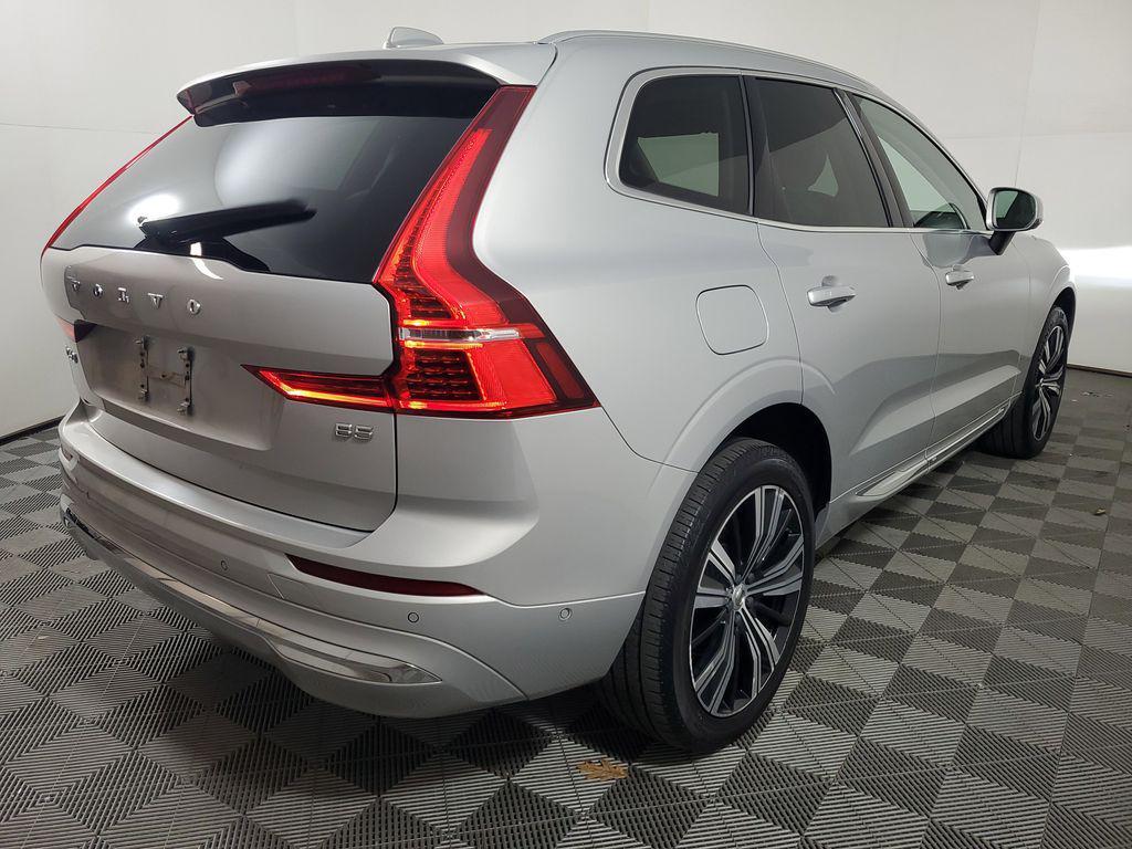 used 2022 Volvo XC60 car, priced at $30,917