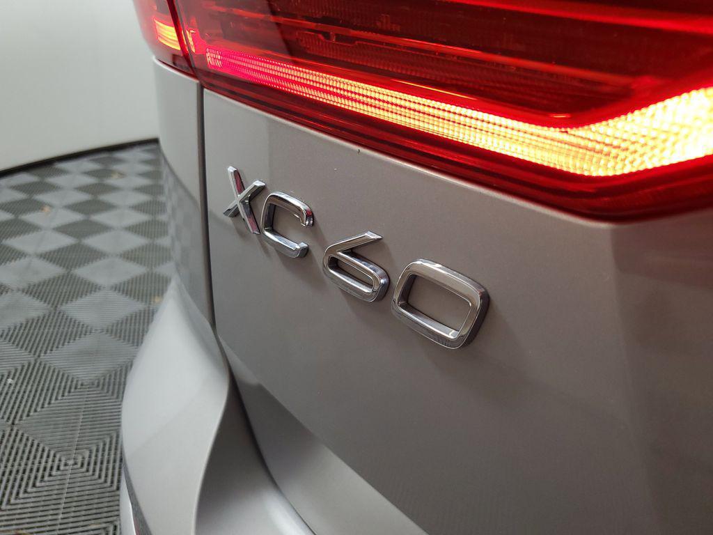 used 2022 Volvo XC60 car, priced at $30,917