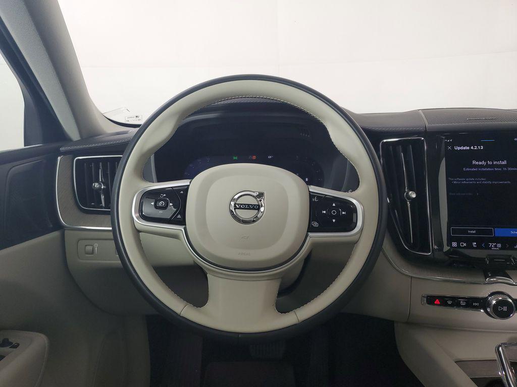 used 2022 Volvo XC60 car, priced at $30,917