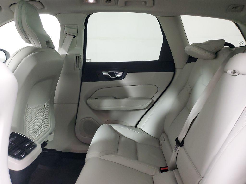 used 2022 Volvo XC60 car, priced at $30,917