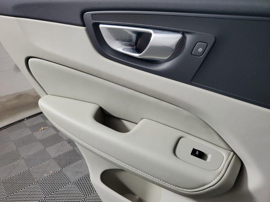 used 2022 Volvo XC60 car, priced at $30,917
