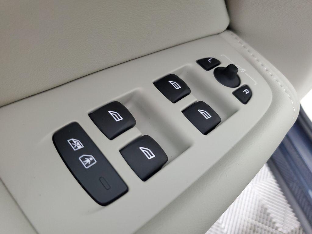 new 2026 Volvo XC60 car, priced at $65,885