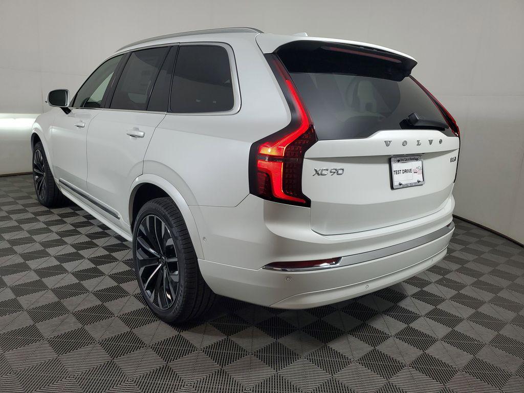 new 2026 Volvo XC90 car, priced at $76,069