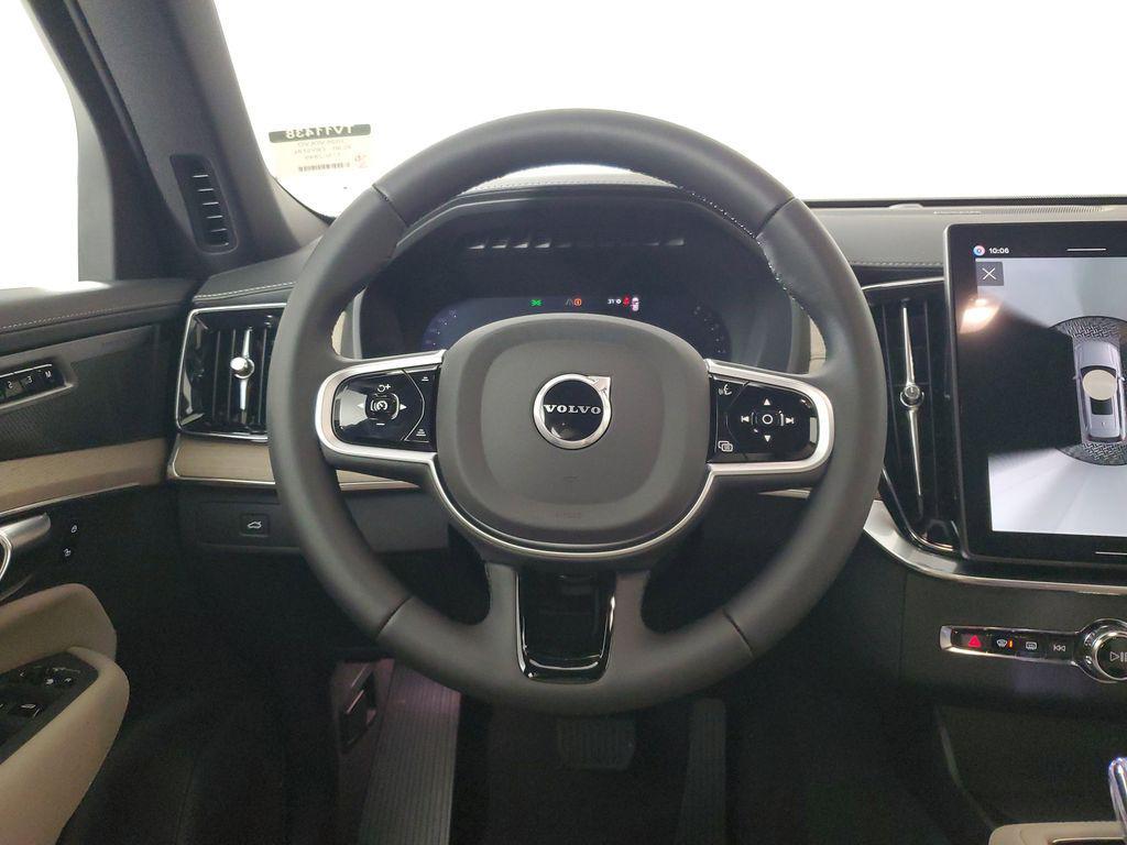 new 2026 Volvo XC90 car, priced at $76,069