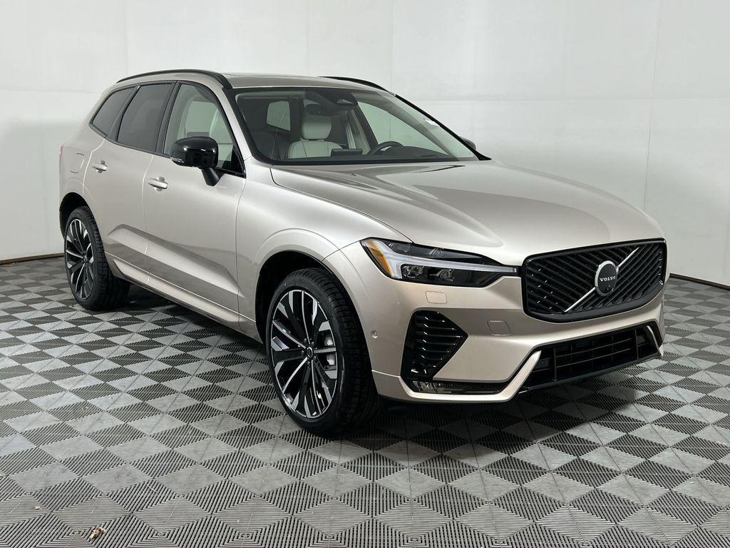 new 2026 Volvo XC60 car, priced at $63,935