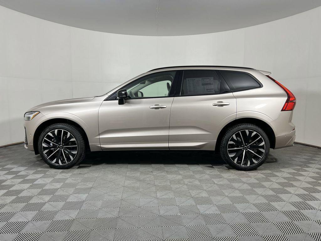 new 2026 Volvo XC60 car, priced at $63,935