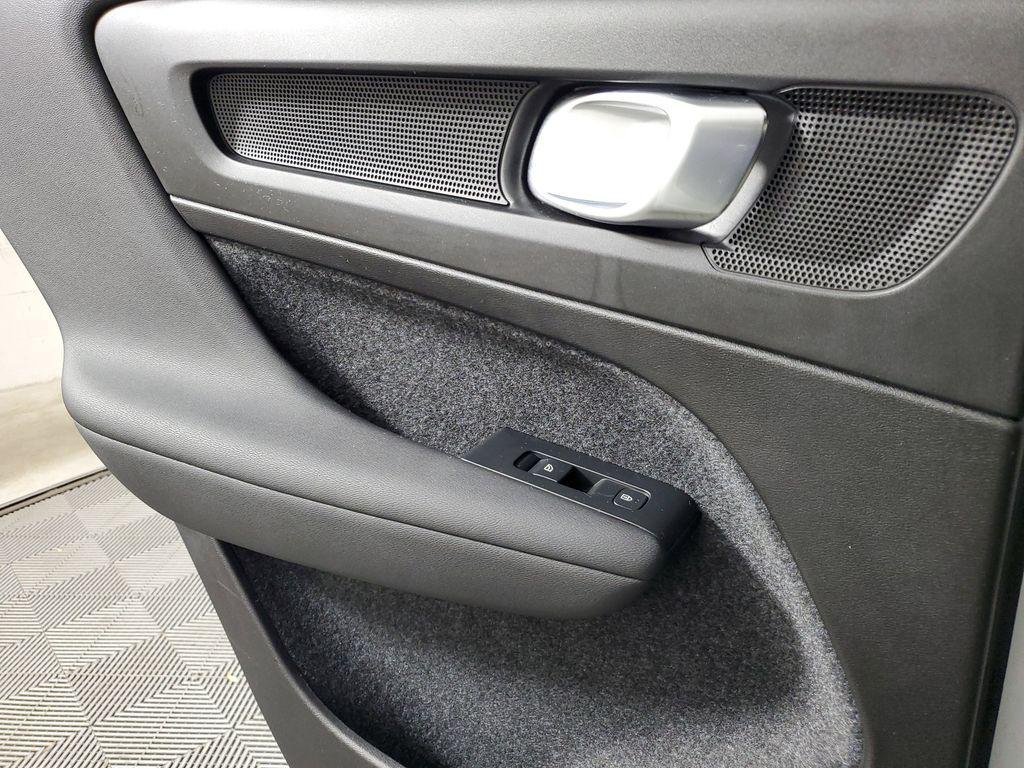 used 2025 Volvo XC40 car, priced at $28,994