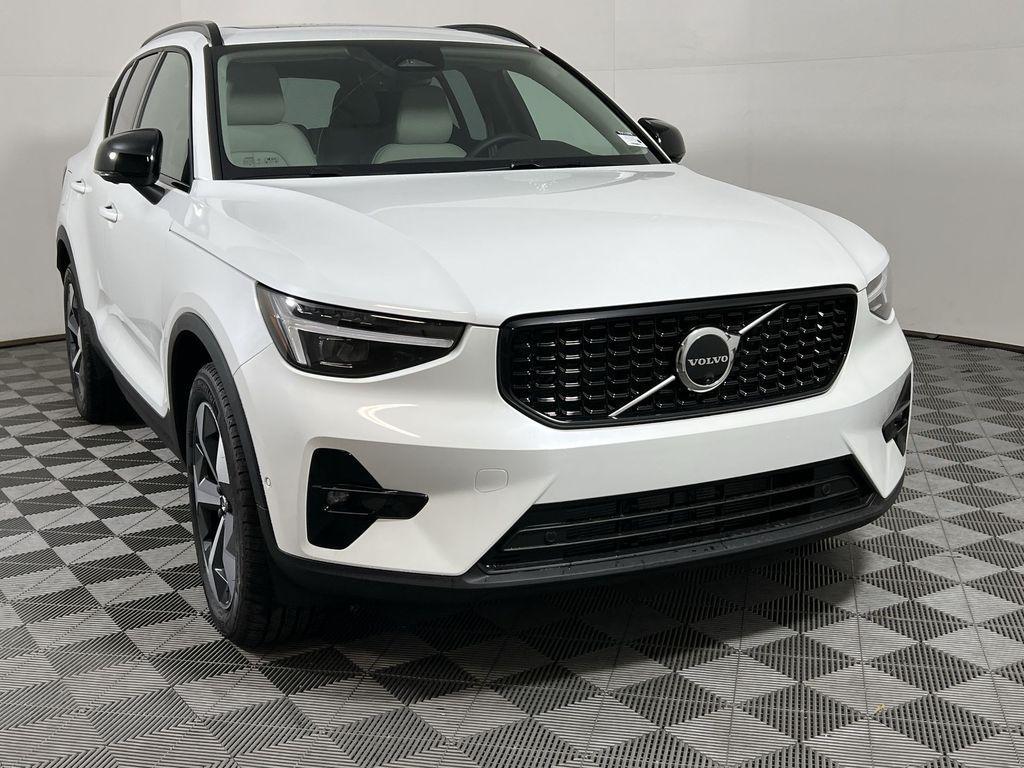 new 2026 Volvo XC40 car, priced at $50,150